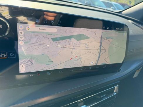 New 2026 Chevrolet Traverse LT w/ LPO, Floor Liner Package image 16