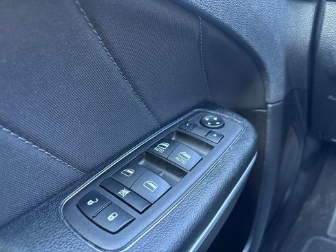 Used 2023 Dodge Charger GT image 13