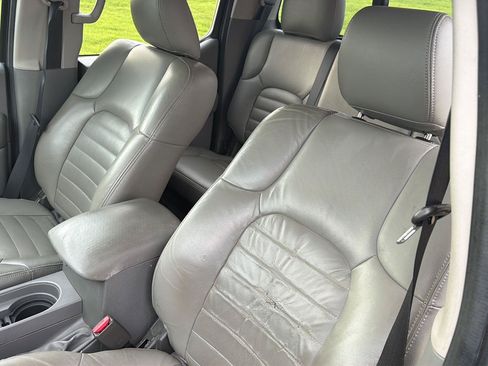 Used 2017 Nissan Frontier Desert Runner RWD image 26