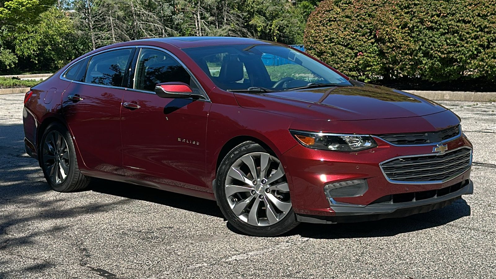 Used 2016 Chevrolet Malibu Premier w/ Driver Confidence Package II FWD image 1