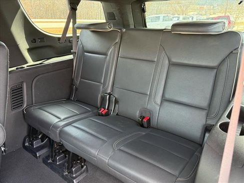 Used 2023 Chevrolet Suburban Premier image 15
