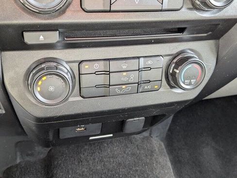 Used 2018 Ford F150 XLT image 23