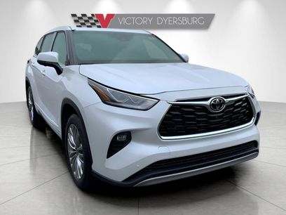 New 2026 Toyota Highlander Platinum