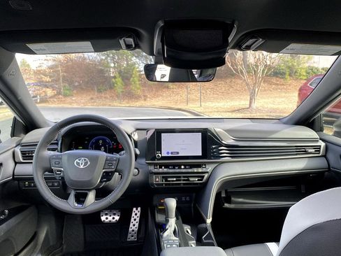 Certified 2025 Toyota Camry SE image 19