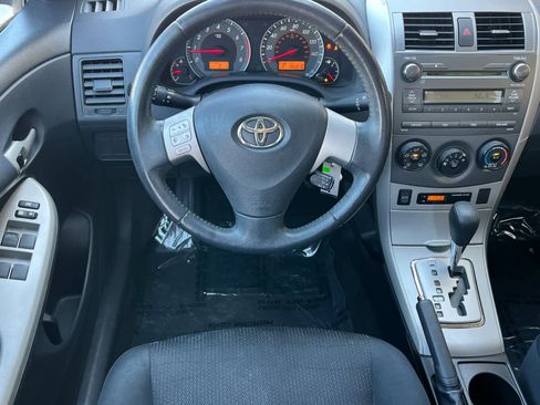 Used 2010 Toyota Corolla S image 15