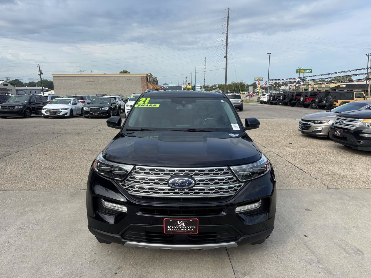 Used 2021 Ford Explorer Limited AWD/4WD image 2