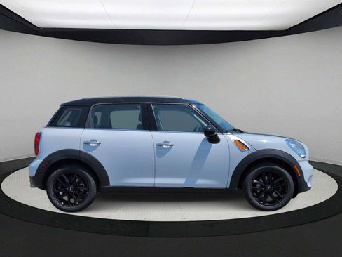 Used 2014 MINI Cooper Countryman FWD image 9