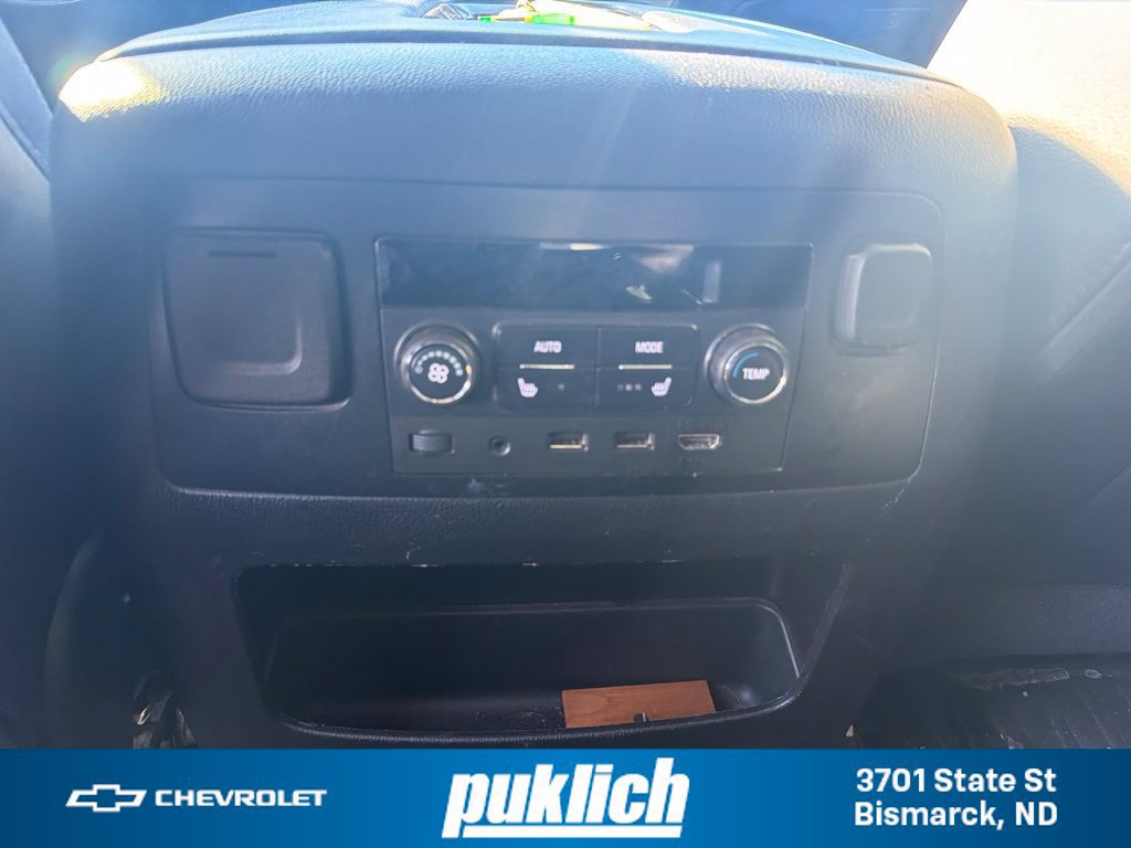 Used 2019 GMC Yukon SLT w/ Graphite Performance Edition AWD/4WD image 24