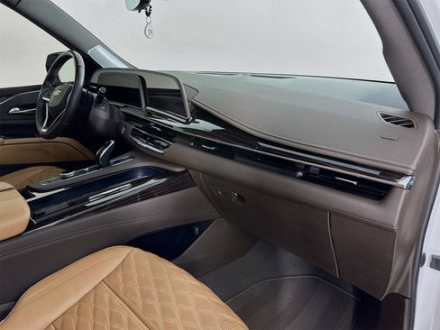 Used 2023 Cadillac Escalade Sport w/ Touring Package image 33