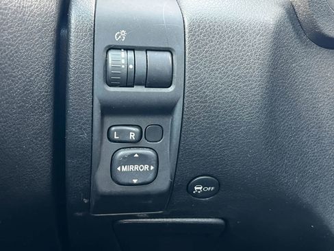Used 2011 Subaru Impreza Outback Sport AWD/4WD image 18