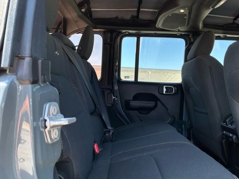 Used 2025 Jeep Wrangler Unlimited Sport S 4xe AWD/4WD image 18