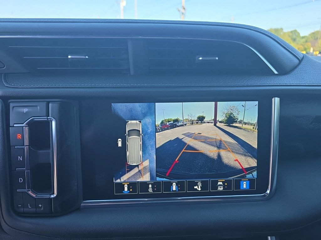 Used 2022 GMC Yukon Denali w/ Denali Ultimate Package AWD/4WD image 24