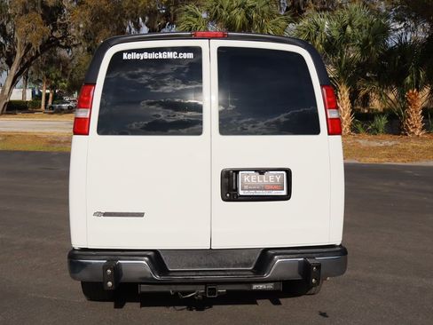 Used 2019 Chevrolet Express 2500 w/ Driver Convenience Package image 7