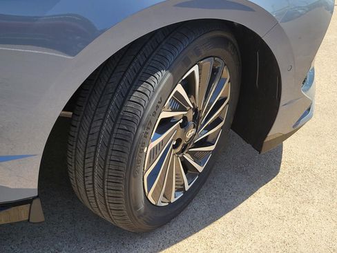 New 2026 Hyundai Sonata Limited FWD image 7