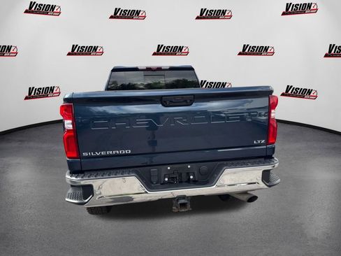 Used 2021 Chevrolet Silverado 2500 LTZ w/ LTZ Plus Package image 6