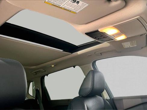 Certified 2023 Nissan Rogue Platinum w/ Platinum Premium Package FWD image 14