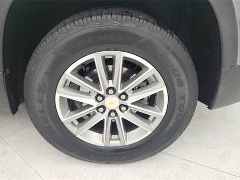 Certified 2023 Chevrolet Traverse LT image 61