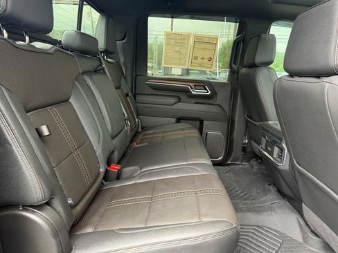 Used 2024 Chevrolet Silverado 2500 High Country w/ High Country Premium Package AWD/4WD image 24