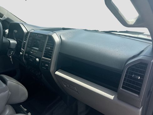 Used 2022 Ford F250 XL w/ Power Equipment Group RWD image 27