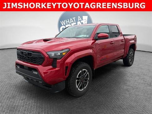 Used 2024 Toyota Tacoma TRD Sport image 8