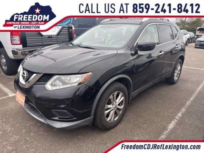 Used 2016 Nissan Rogue SV