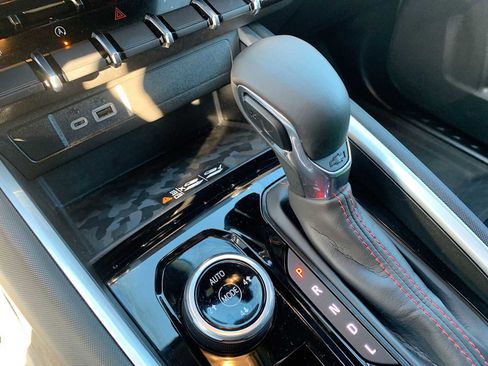 Certified 2024 Chevrolet Colorado Z71 w/ Z71 Convenience Package 2 image 15