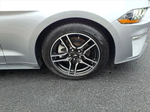 Used 2023 Ford Mustang Premium image 9