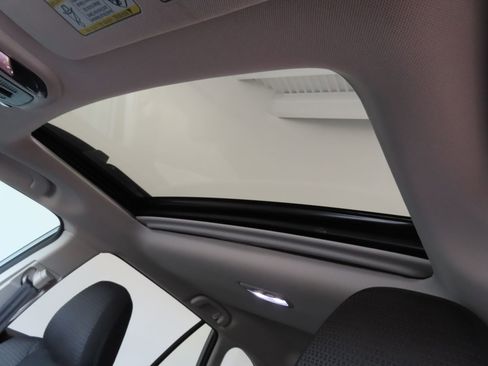 Certified 2024 Subaru Outback Premium image 22