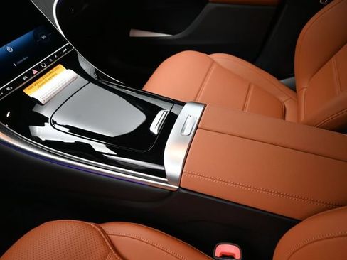 New 2026 Mercedes-Benz GLC 300 image 31
