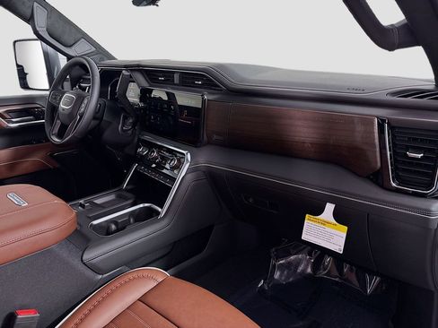New 2026 GMC Sierra 3500 Denali Ultimate image 30