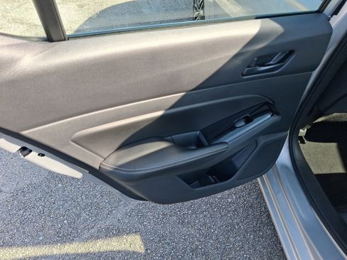 Used 2023 Nissan Altima 2.5 SV image 9