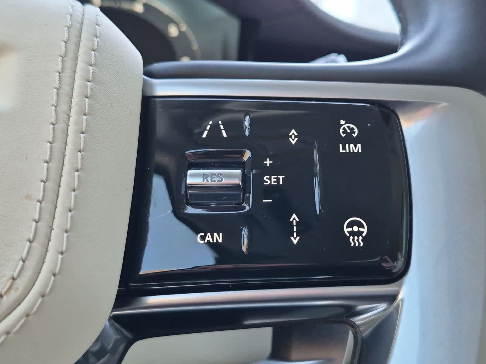 Certified 2023 Land Rover Range Rover SE AWD/4WD image 26