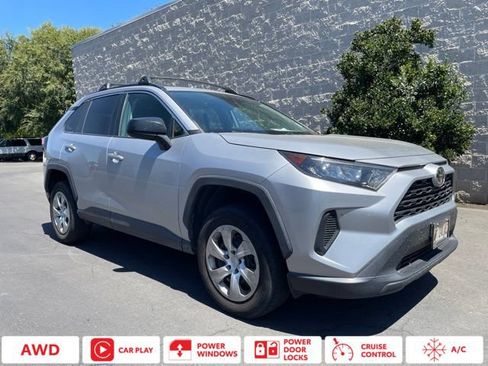 Used 2021 Toyota RAV4 LE AWD/4WD image 1