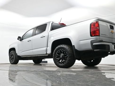 Used 2019 Chevrolet Colorado LT w/ LT Convenience Package image 25