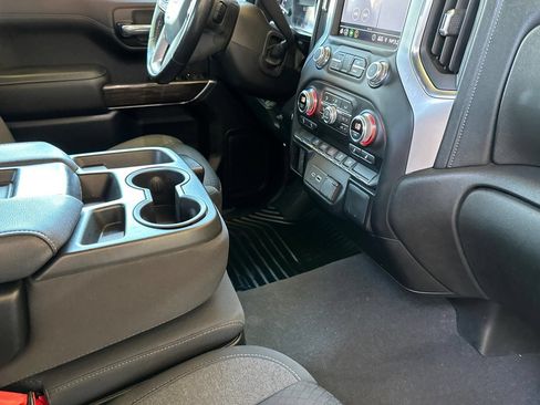 Certified 2022 GMC Sierra 1500 Elevation RWD image 16