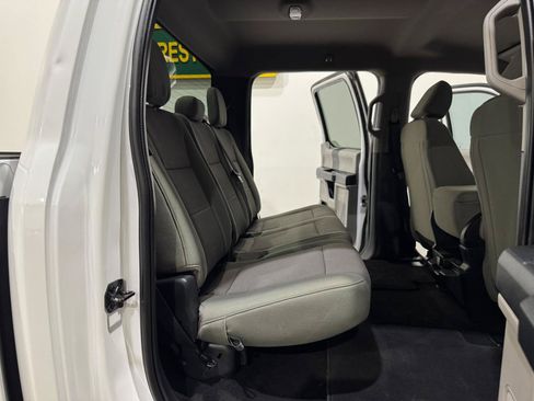 Used 2021 Ford F250 XL w/ STX Appearance Package AWD/4WD image 16