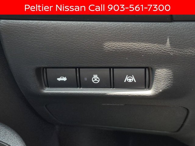 New 2026 Nissan Sentra SR w/ SR Premium Package FWD image 16