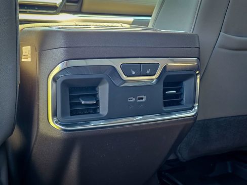 New 2026 GMC Sierra 3500 SLT w/ SLT Premium Package AWD/4WD image 40