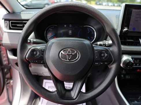 Used 2024 Toyota RAV4 XLE AWD/4WD image 16
