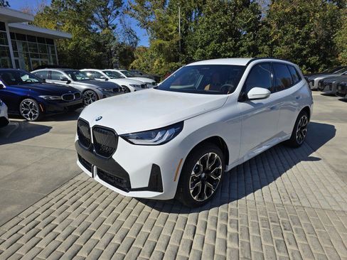 New 2026 BMW X3 xDrive30 w/ Premium Package image 3