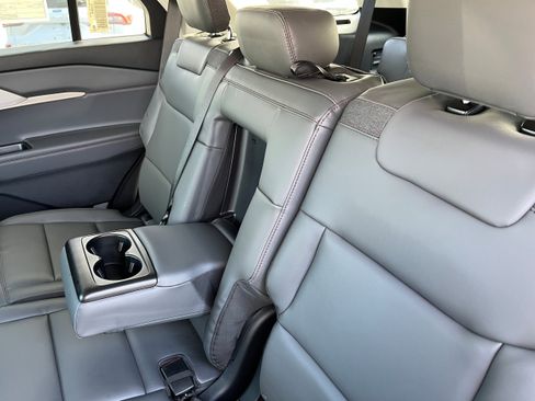 New 2026 Ford Explorer Active w/ Active Comfort Package image 12