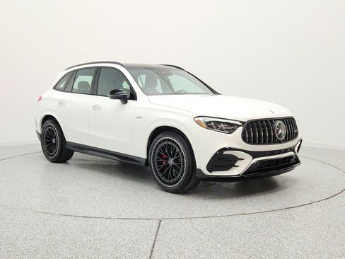 Used 2026 Mercedes-Benz GLC 43 AMG 4MATIC image 3