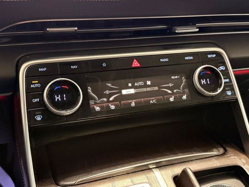 Used 2021 Genesis GV80 3.5T w/ Advanced Package 06 AWD/4WD image 23