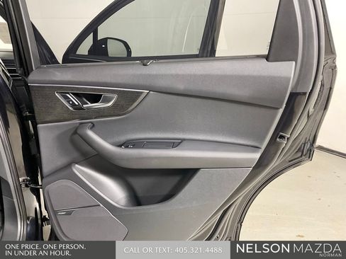 Used 2020 Audi Q7 3.0T Prestige w/ Prestige Package AWD/4WD image 18