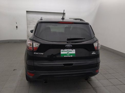 Used 2018 Ford Escape SE w/ SE Sport Appearance Package FWD image 6
