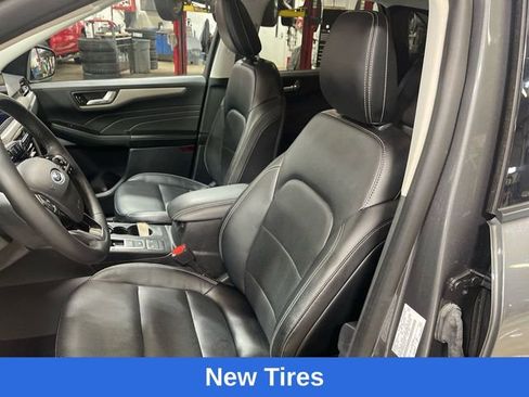 Used 2022 Ford Escape SEL AWD/4WD image 11