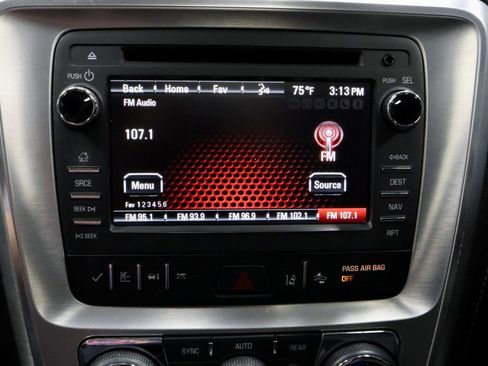 Used 2016 GMC Acadia SLT w/ Open Road Package FWD image 3