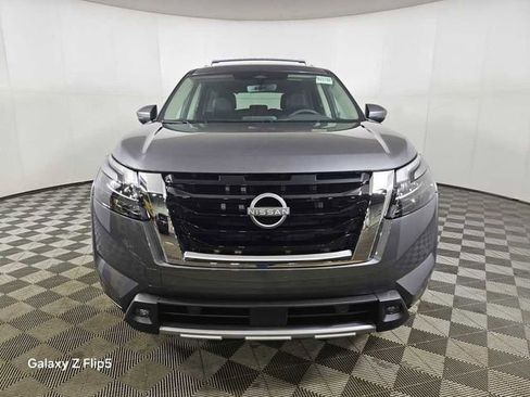 New 2025 Nissan Pathfinder SL w/ Lighting Package (N92) image 2