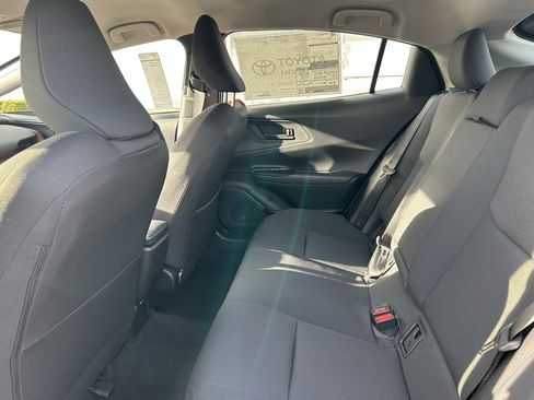 New 2026 Toyota Prius SE image 12