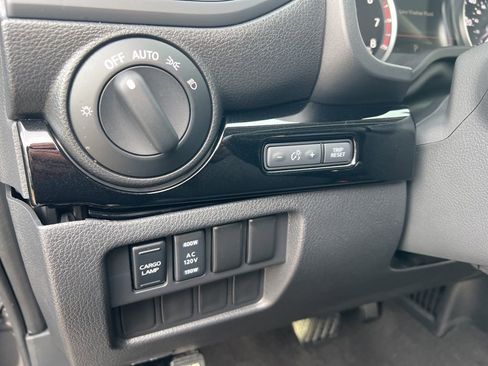 Certified 2024 Nissan Titan SV w/ SV Convenience Package image 51